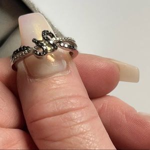 Black and white Diamond ring womens size 7